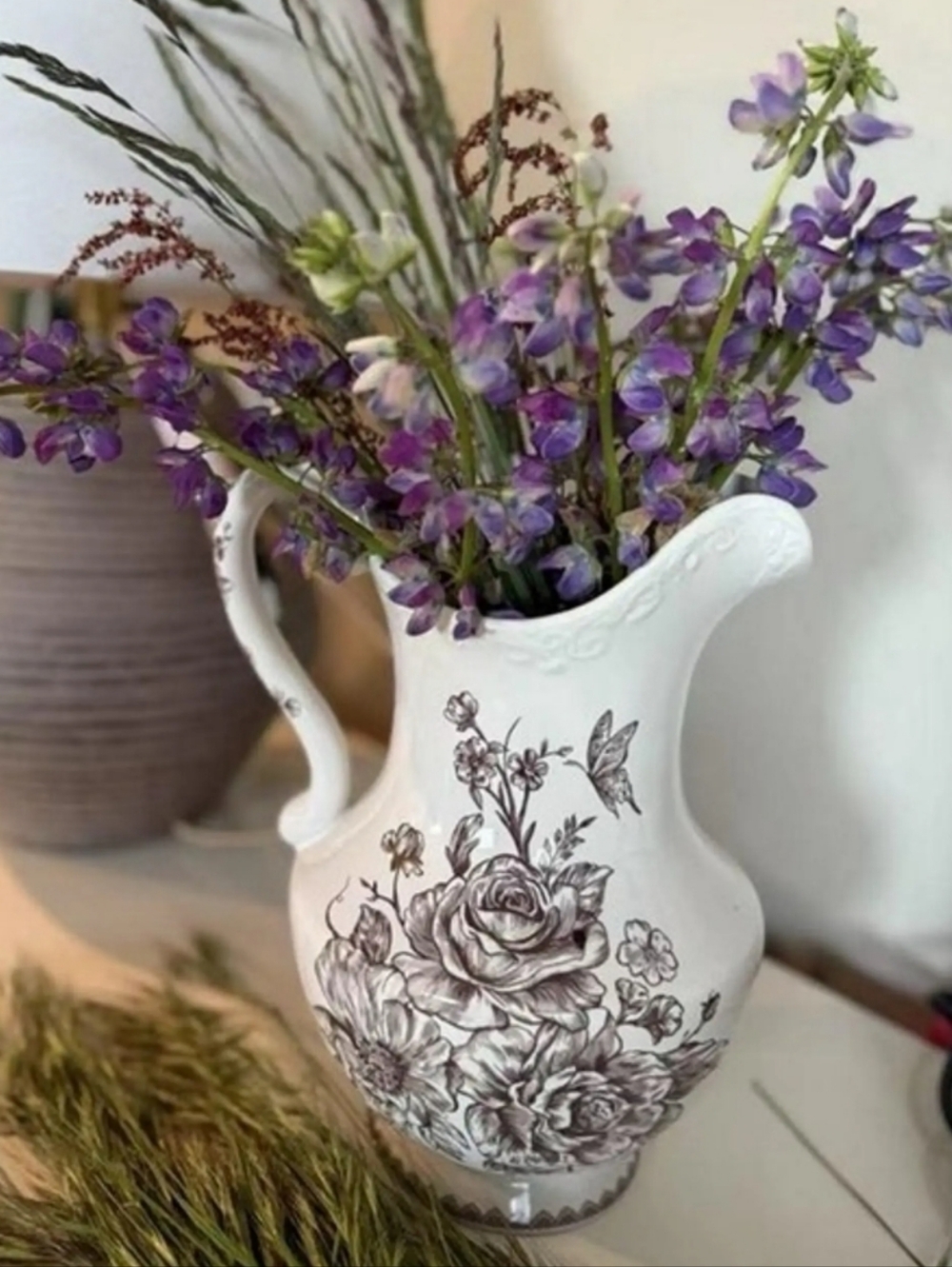 ❤️ 2025 The Pioneer Woman Agatha Brown Floral 2 Quart Pitcher